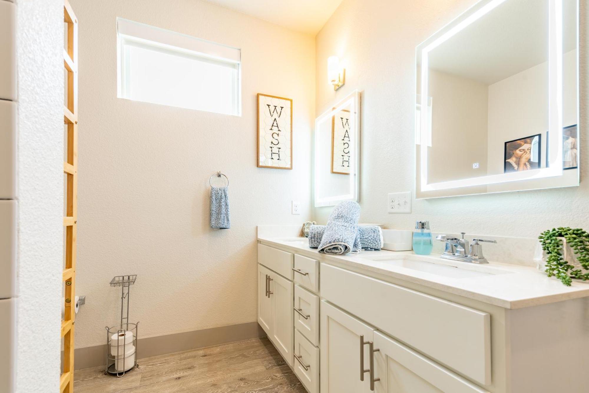Riverwalk Penthouse Oasis W/Free Parking Gym Pool San Antonio Luaran gambar