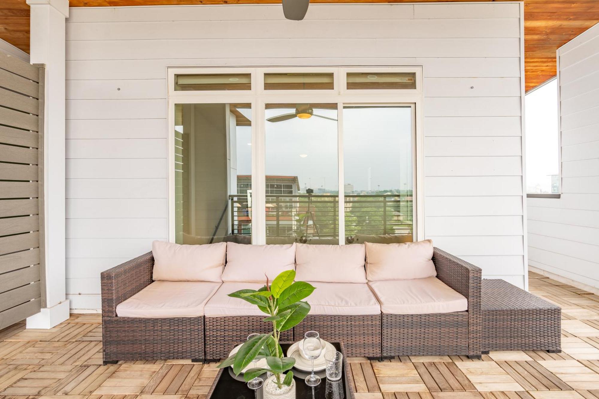 Riverwalk Penthouse Oasis W/Free Parking Gym Pool San Antonio Luaran gambar